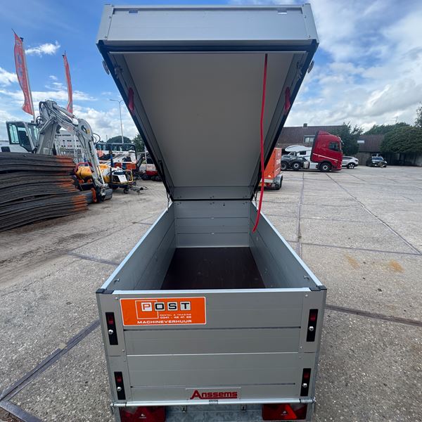 Bagagewagen XL Huur een bagagewagen XL | Post Rental & Trading
