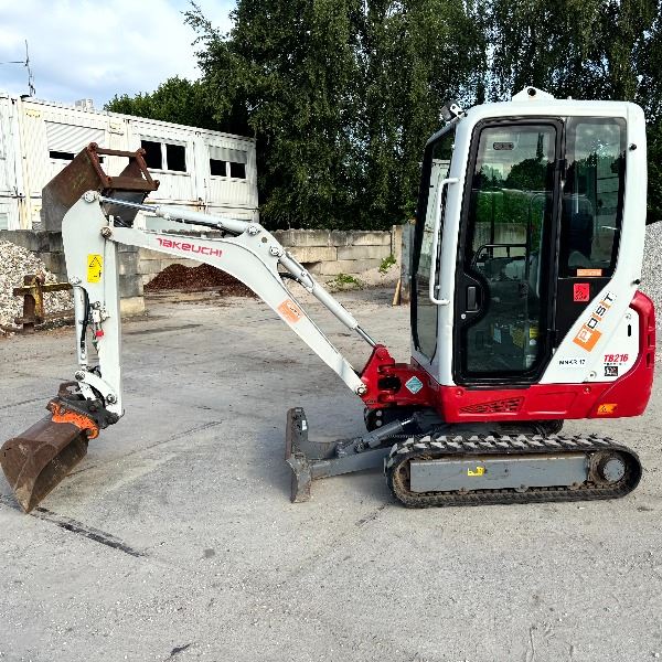 Takeuchi TB216 Minigraafmachine 1.500kg